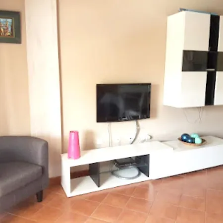Appartement 2 Bedrooms At 38 M Away From The Beach With Sea View Furnished Terrace And Wifi
